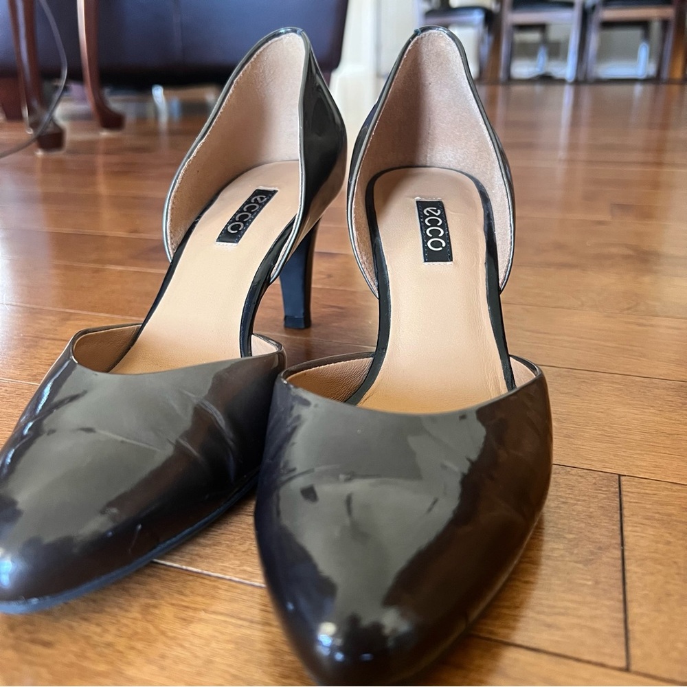 ECCO Women’s High Heel Pumps in Patent Leather – Closed-Toe, Slip-On, EU Size 36 - Picture 15 of 17